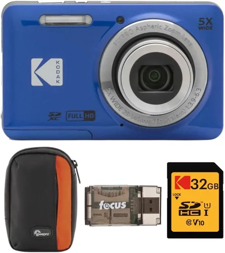 Kodak PIXPRO Friendly Zoom FZ55 - Cámara digital (azul) paquete con funda para cámara, tarjeta de memoria SDHC UHS-I U1 de clase 10 de 32 GB y