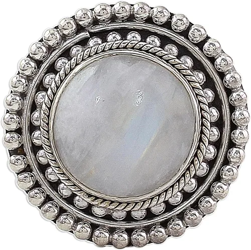Miniatura 4 de NOVICA Rainbow Moonstone - Anillo de cóctel de plata de ley 925 con diseño de arcoíris