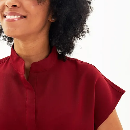 Miniatura 3 de Uniforms World Avant - Conjunto de ropa quirúrgica para mujer, camiseta de ajuste clásico y pantalones ajustados, cintura de yoga, 7 bolsillos