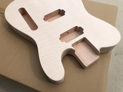 Miniatura 7 de Cuerpo de guitarra eléctrica sin terminar, en blanco, llama de caoba, chapa de arce, perno de cuerpo de guitarra en reemplazo de proyecto