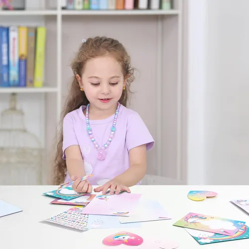 Miniatura 5 de WERNNSAI Juego de 69 cartas y sobres de papelería, unicornio para niños, papel de escritura y sobre, regalos de cumpleaños de Navidad para niñas