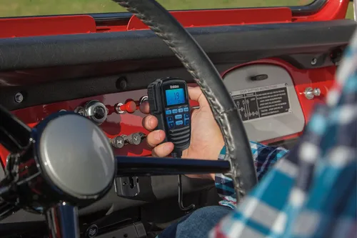 Miniatura 5 de Uniden CMX760 Bearcat Off Road Series - Radio CB móvil compacta, operación de 40 canales, ultracompacta para un fácil montaje, gran pantalla LCD