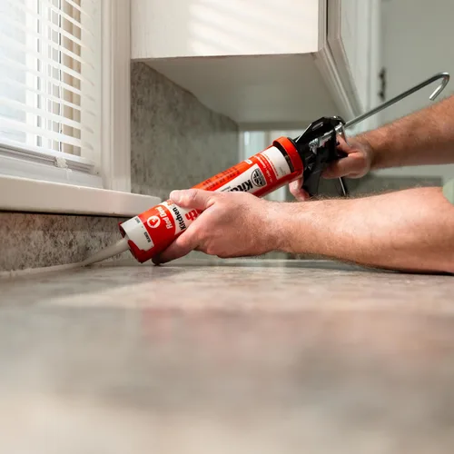 Miniatura 6 de Red Devil 0406 Masilla y sellador acrílico de silicona, 100% impermeable, pintable, masilla blanca para cocina, baño, ventana, con Duraguard, 5.5