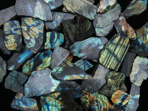 Miniatura 50 de Crocon Piedra Natural Áspera de Jade Verde de 2 Libras a Granel, Piedra Preciosa Cruda Natural para Tamboreado, Cabujones, Pulido, Minería