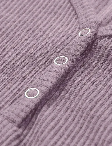 Miniatura 7 de TECREW Camisetas sin mangas con cuello en V para mujer, estilo casual, acanaladas, con botones, Henley