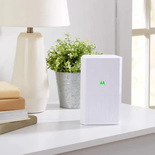 Miniatura 2 de Motorola MH7020 Series Gigabit Smart Home WiFi Router y malla (paquete de tres)