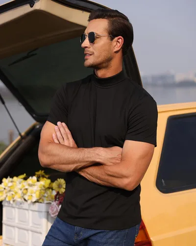 Miniatura 5 de Camiseta básica de manga corta con cuello alto falso para hombre