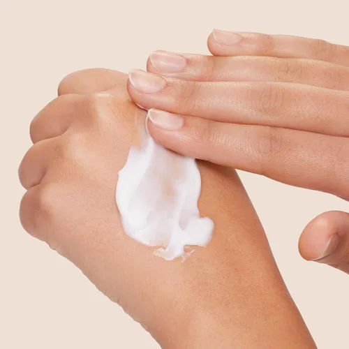 Miniatura 4 de Origins Crema hidratante para manos Hidrata y suaviza la piel seca Loción de manos con glicerina derivada de plantas, tamaño de viaje, 2.5 onzas