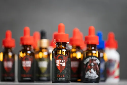 Miniatura 4 de Beard Octane Aceite para barba para hombres – Inicio en frío (menta, árbol de té, eucalipto) – Suaviza y acondiciona las barbas secas con argán