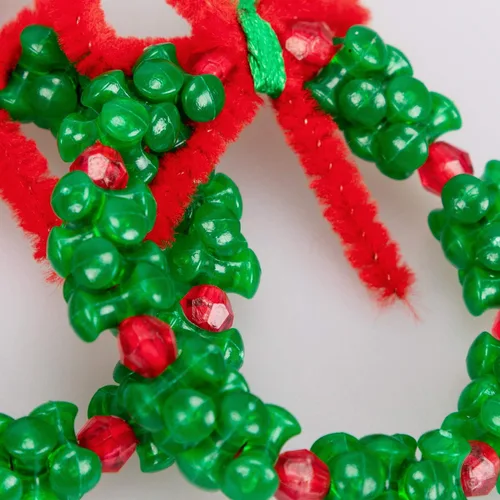 Miniatura 5 de Manualidades de Navidad para niños, adultos y familias, kit de adornos con cuentas para hacer corona, bastón de caramelo, árbol de Navidad, muñeco