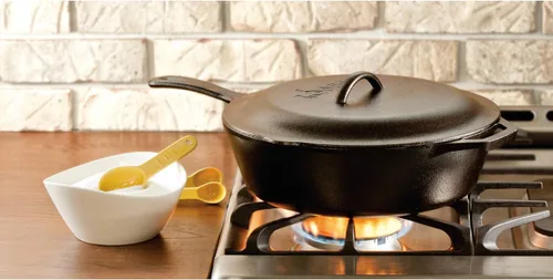 Miniatura 2 de Freidora Lodge con tapa para pollo, 3 cuartos de galón, Negro