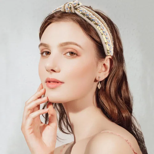 Miniatura 3 de TOBATOBA Diademas anudadas para mujer, paquete de 3 diademas con cuentas de perlas de diamantes de imitación, diademas bohemias con nudo superior