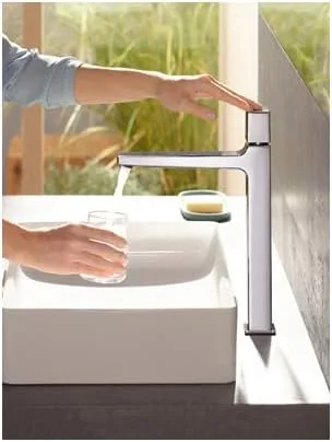 Miniatura 2 de hansgrohe Metropol 32572001 - Grifo moderno de bajo flujo para lavabo de baño con mango de 14 pulgadas de alto, cromado