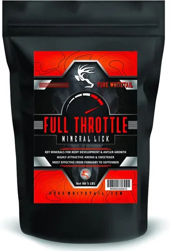 Pure Whitetail Lame mineral perfumado a cereza de acelerador completo para ciervos, bolsa de 5 libras | Vitaminas y minerales para apoyar el