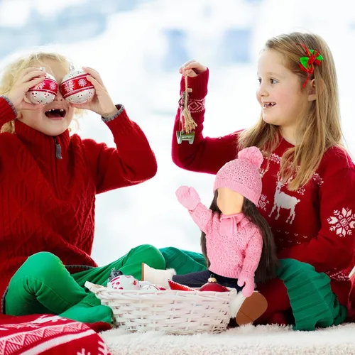 Miniatura 5 de Bencailor 6 Piezas Ropa y Accesorios para Muñecas de 18 Pulgadas de Navidad Conjunto de Atuendos Navideños Suéteres Pantalones Sombreros Zapatos