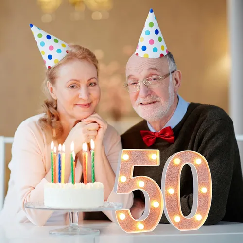 Miniatura 2 de Treela Números LED iluminados decorativos de 8.7'' para cumpleaños, letrero de números de marquesina de purpurina para decoración de fiesta de Oro