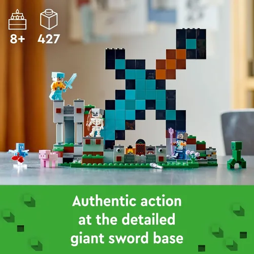 Miniatura 2 de LEGO Minecraft El Puesto de Espadas 21244 - Juguetes de construcción que incluyen figuras de Creeper, Guerrero, Cerdo y Esqueleto, juguete inspirado