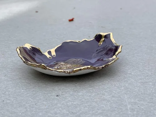 Miniatura 4 de Purple and Gold Hamsa Hand Ring Dish, Handmade Jewelry Holder, Gift for Mom, Daughter, Sister, Bride, Grandmother, Girlfriend, Wife -Stock Photo