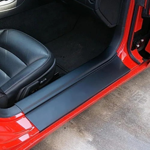 Corvette - Protector de umbral de puerta para el umbral de la puerta: 2005-2013 C6, Z06, Grand Sport & ZR1 (negro sin letras)
