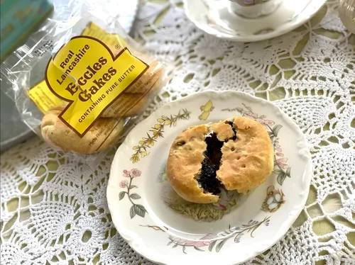 Miniatura 4 de Real Lancashire Eccles Cake - Bocadillos británicos hechos con mantequilla pura y grosellas secas, pastel afrutado tradicional y delicioso