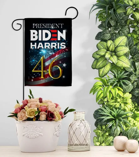 Miniatura 9 de Biden Harris Flag Juego de bandera de jardín President 46 con soporte de pared para votación patriótica, fiesta de té republicana demócrata