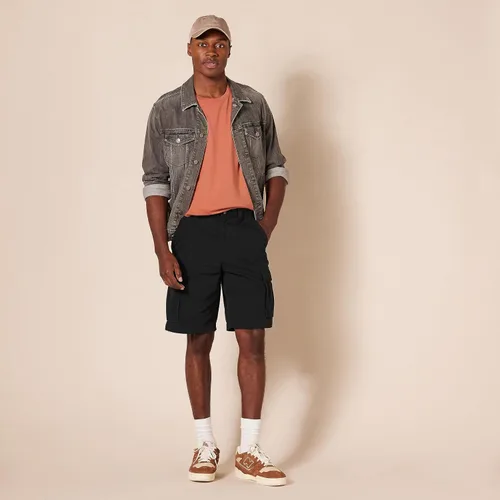 Miniatura 5 de Tienda Essentials Men's Classic-Fit Cargo Short (Available in Big & Tall)