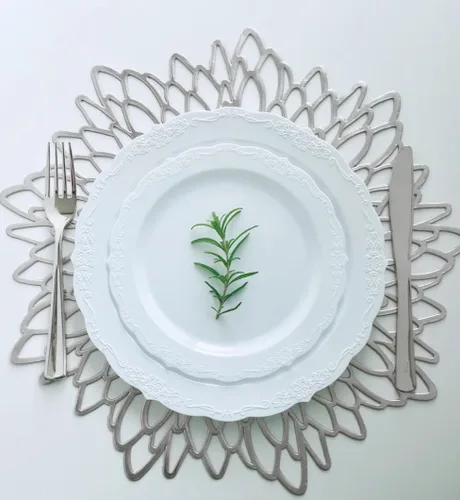 Miniatura 2 de Manteles individuales metálicos plateados con texto en inglés "OCCASIONS", A1. Hoja de plata A. Hoja de plata