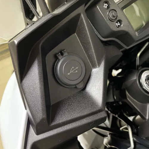 Miniatura 6 de Cargador USB dual para motocicleta con relé, cargador de batería compatible con Versys650 Versys1000 Ninja400 Ninja650 Versys 650 1000 X300 X650