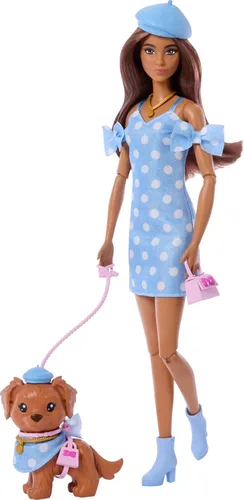 Miniatura 5 de Muñeca Barbie Twinning Looks con perro mascota en ropa y accesorios a juego de lunares azules para ambos, con gorras y bolsos, pelo castaño