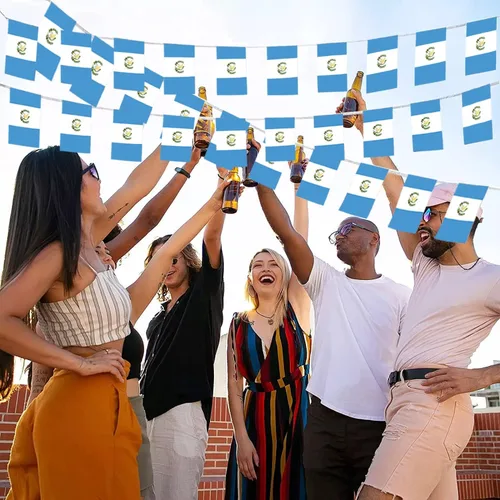 Miniatura 4 de Bandera de Guatemala, bandera de Guatemala, pequeña cadena de banderas de Guatemala, mini bandera de Guatemala, utilizada para fiestas, escuela