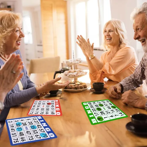 Miniatura 6 de GSE Games & Sports Expert Paquete de 100 tarjetas de juego de bingo multicolor con números de fácil lectura, hojas de bingo de papel reutilizables