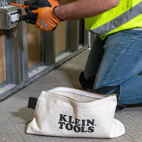 Miniatura 5 de KLEIN TOOLS 62042 - Bolsa con cremallera de 16 pulgadas, extra larga, lona No. 10, bolsa de herramientas resistente, parte inferior de pie de 3