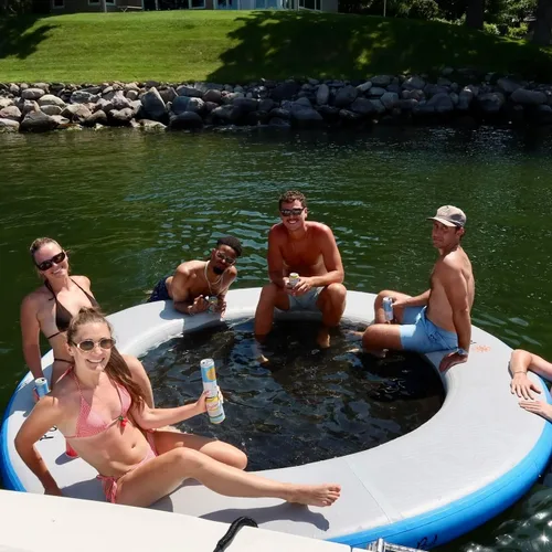 Miniatura 9 de Hamaca de agua inflable con malla Anillo flotante redondo de 8 pies para lago, barco, océano, piscina y balsa de río, tumbona de isla