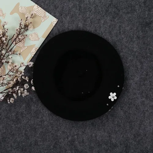 Miniatura 4 de Gorro de lana para bebé y niña diseño floral color liso con diseño de cúpula