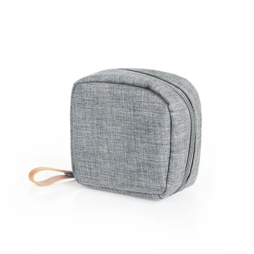 Miniatura 9 de Bolsa de cosméticos media luna Hekyip, neceser de maquillaje para viajes, neceser impermeable portátil para niñas y mujeres, pequeña (TODO NEGRO)