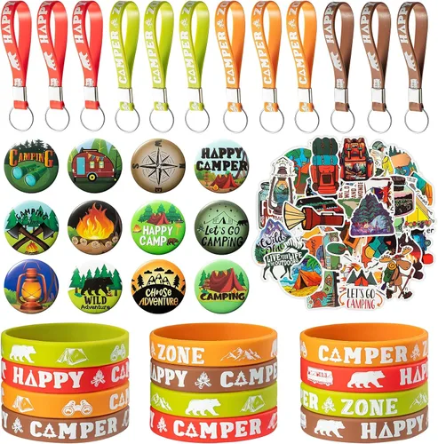 ANGOLIO Kit de recuerdos de fiesta de campamento de verano, 84 piezas, regalos de fiesta de campista, pulseras de silicona, calcomanías, llaveros,