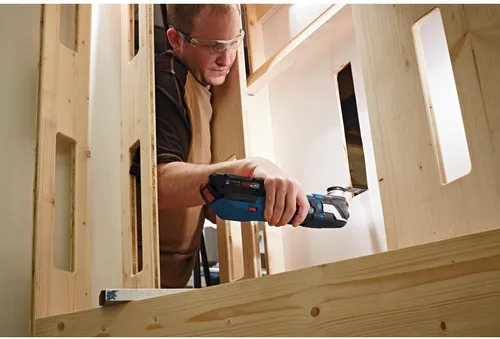 Miniatura 4 de Bosch GOP18V-28N 18 V EC Herramienta multiuso oscilante sin cepillo - Diseño versátil y compacto con potencia mejorada con StarlockPlus