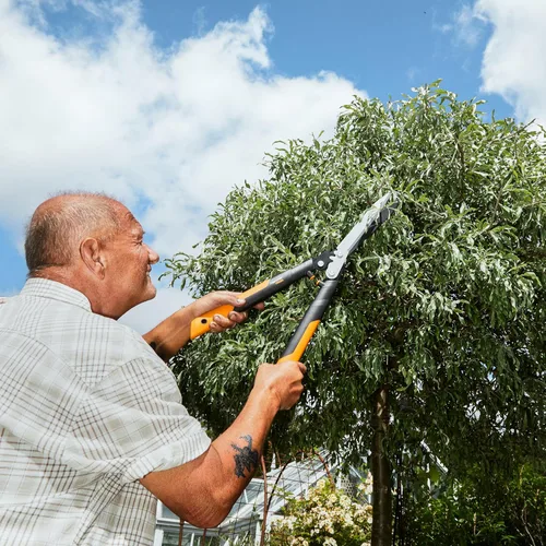 Miniatura 2 de Fiskars Tijeras de setos de 23 pulgadas, cortasetos con tecnología PowerGear2 que multiplica la potencia para menos esfuerzo, tijeras de jardín