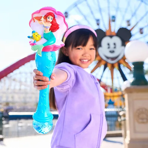 Miniatura 5 de Disney Store Varita de burbujas con luz y sonido oficial de The Little Mermaid Ariel & Flounder - Juguete LED interactivo, perfecto para niños