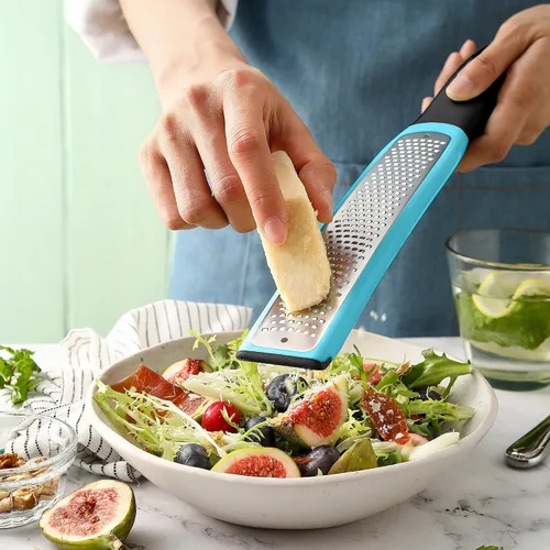 Miniatura 8 de Spring Chef Rallador Zester de limón prémium con asa, frutas, ajo, chocolate, jengibre, herramienta de cocina resistente, zester cítrico de acero