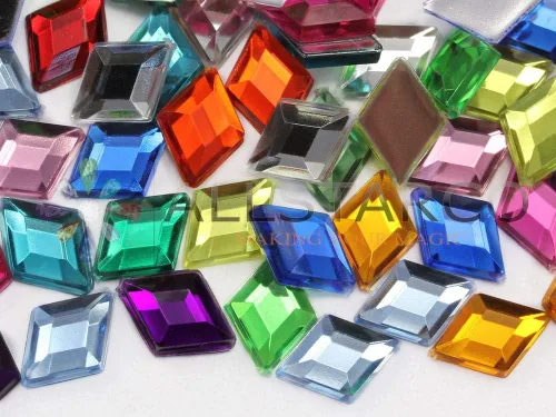 Allstarco Diamantes de imitación acrílicos autoadhesivos color lila de 0.236 x 0.157 pulgadas, gemas faciales de plástico para pegar en el cuerpo,