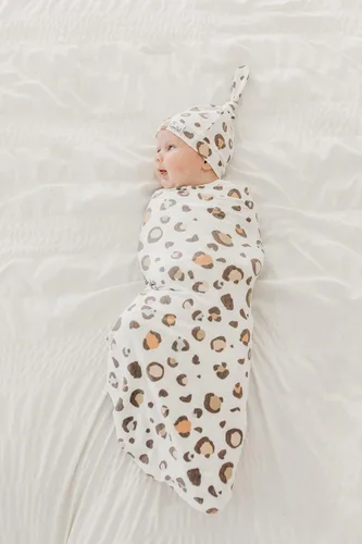 Miniatura 8 de Copper Pearl Gorro de bebé con nudo superior elástico suave Millie