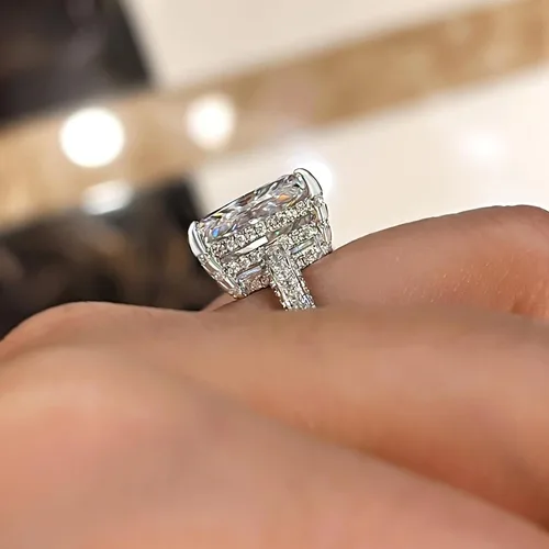 Miniatura 4 de Anillo de promesa de corte radiante para mujer, anillos de compromiso para ella, anillo de plata chapada en oro blanco de 18 quilates