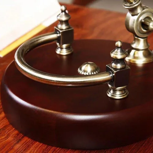 Miniatura 6 de Lámpara de mesa de cristal verde vintage con base de madera de mediados de siglo con cuerpo de hierro, lámpara de escritorio, antiguo banco