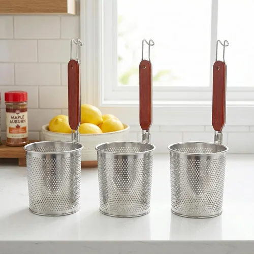 Miniatura 8 de Lawei Paquete de 3 coladores de cesta de pasta, colador de malla de acero inoxidable con mango de madera para cocinar, hervir, cocina, tamiz fino