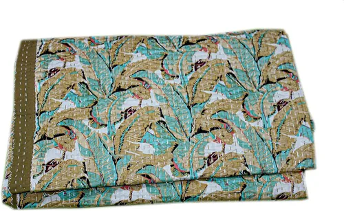 Miniatura 14 de Manta Kantha de retazos bohemios, manta de cama bohemia tamaño King, colcha Kantha con estampado de frutas, funda de cama Kantha hecha a mano Beige