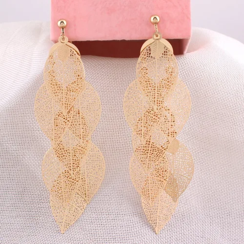 Miniatura 3 de Grace Jun - Aretes colgantes de varias capas hechos a mano con clip para mujer, no se necesitas tener las orejas perforadas