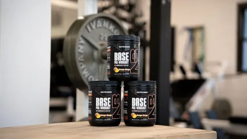 Miniatura 8 de NutraBio Base Pre-Entrenamiento Polvo 200mg Cafeína, Energía Sostenible, Enfoque, Resistencia, Bomba, Sin Azúcar Preentrenamiento Limpio