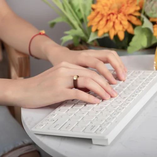 Miniatura 30 de Egnaro - Anillo de boda de silicona para mujer, diseño ergonómico y transpirable, ancho de 0.15 pulgadas, bandas de silicona flexibles con placa