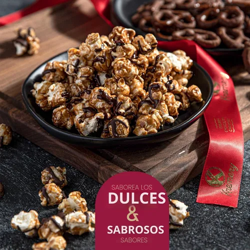 Miniatura 6 de KREMERY - Pretzels cremosos de chocolate cubiertos de chocolate, palomitas de maíz, nueces y dulces (premium, 2.5 libras) en bandeja de hierba